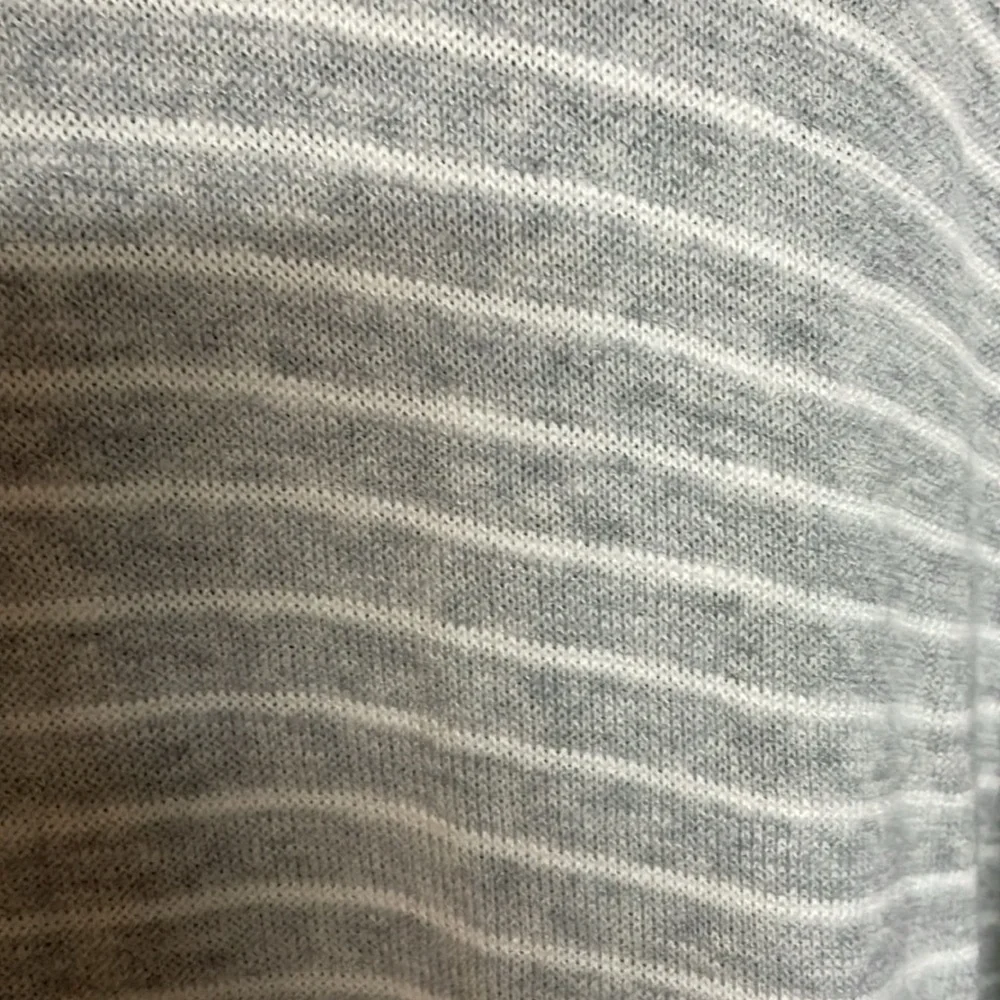 American Eagle size XL gray and white stripe crewneck sweater